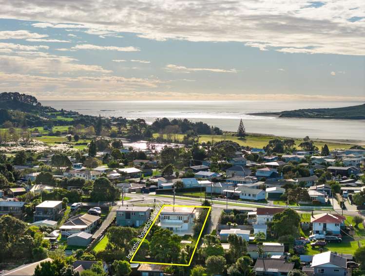 70 Wainui Road Raglan_49