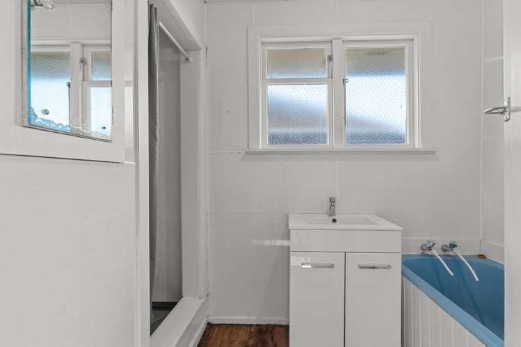 133 Springs Road Hornby_11