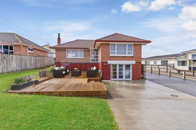 44 White Swan Road Mount Roskill_1