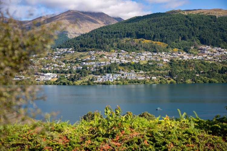 38 Oregon Drive Kelvin Heights_2