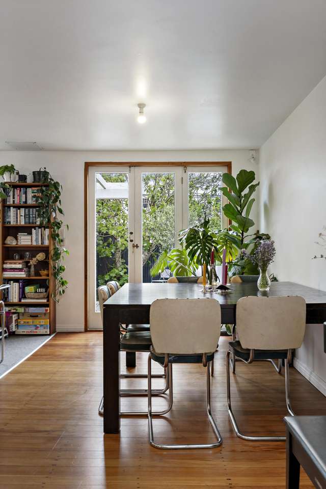 126 Austin Street Mount Victoria_4