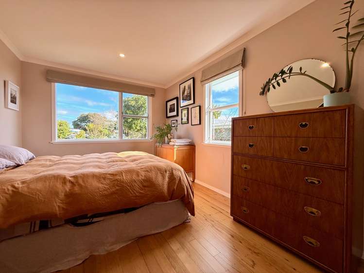 19 Lorenzen Bay Road Raglan_30