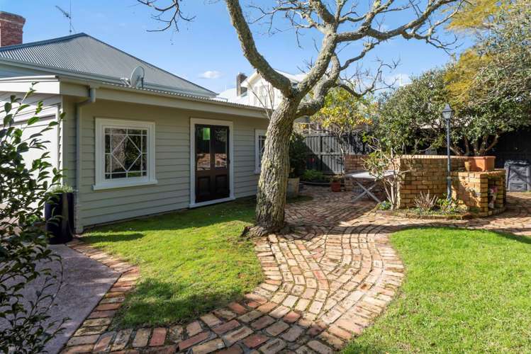 9 Grahame Street Devonport_25