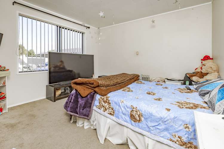 1/52 Sikkim Crescent Clover Park_10