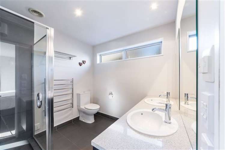 28 Harrys Way Redwood_9