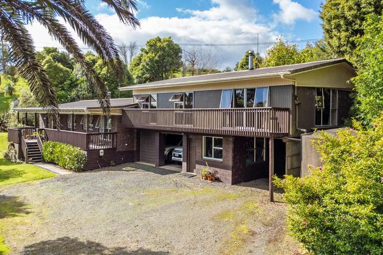 73 Cherrington Road_0