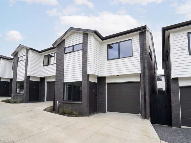 Last Unit Remaining! 3 Beds + Study