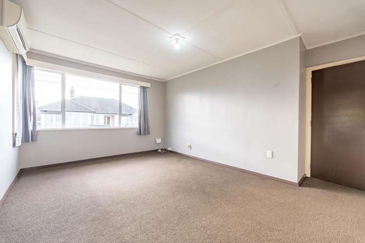 9 Andrew Street Marchwiel_17