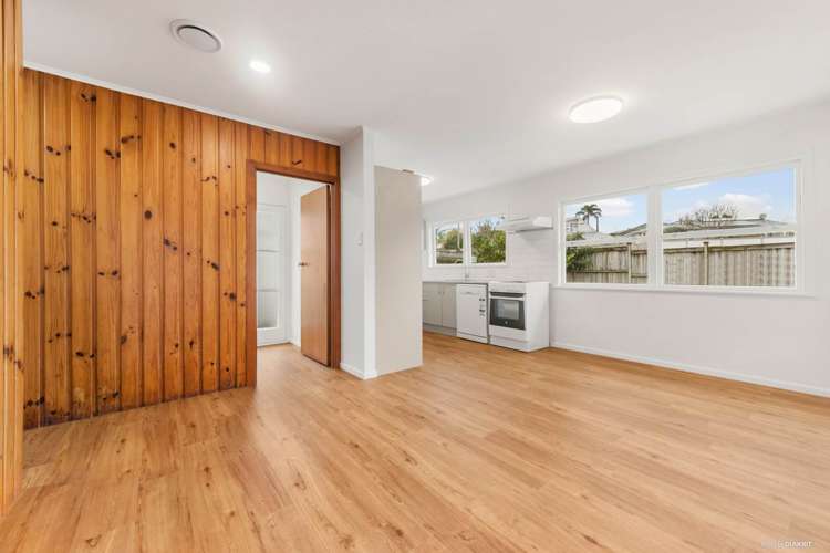 9 Oteha Valley Road Northcross_1