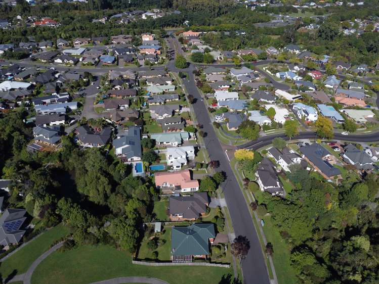 34 Huntington Drive Huntington_41