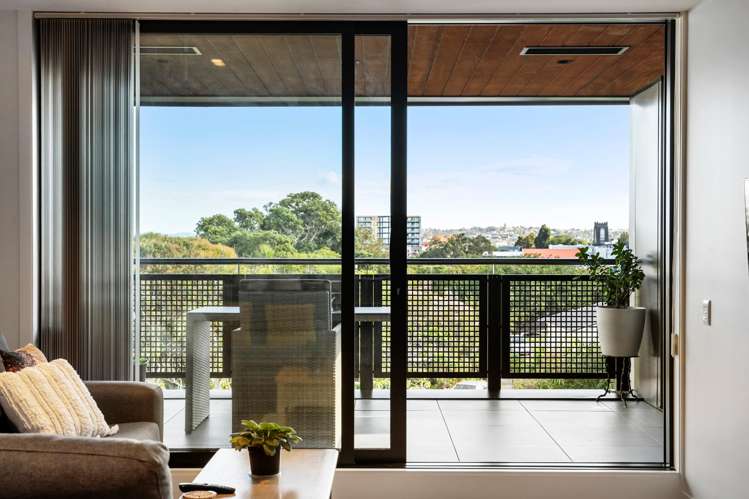403/74 Victoria Street_1