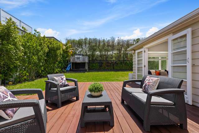 28 Hanlon Crescent Devonport_3