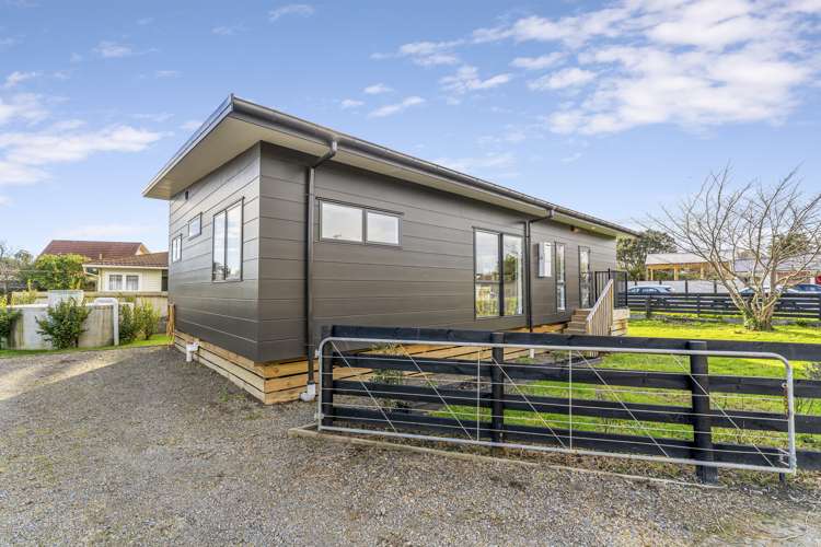 95 Atkinson Avenue Otaki Beach_2