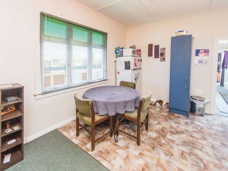 6 Durham Road Springvale_5