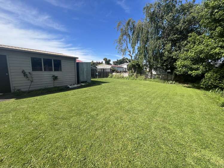 27 Exeter Crescent Springvale_9
