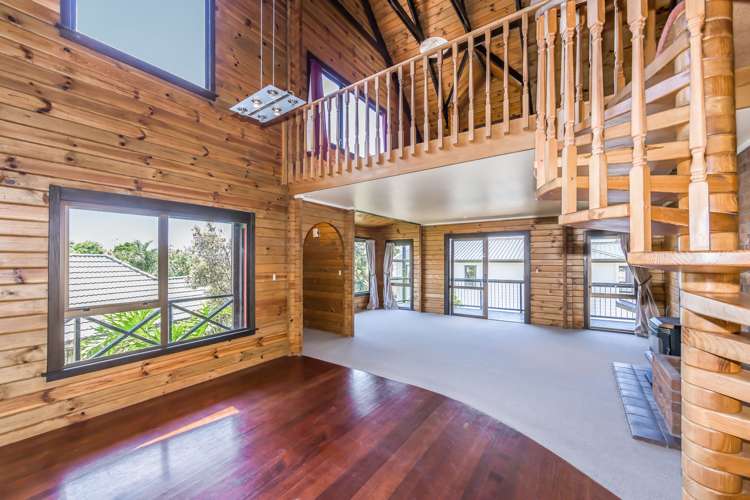 34 John Dee Crescent Red Beach_3