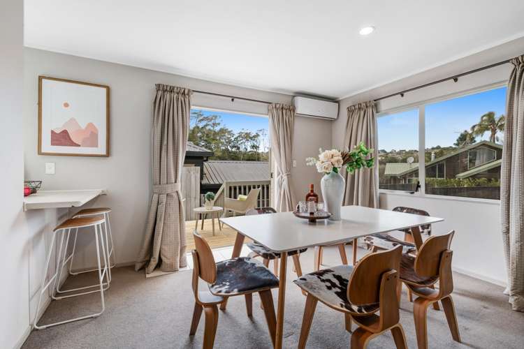 2/45 Unsworth Drive Unsworth Heights_4
