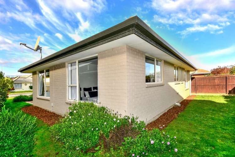 1/36 Kintyre Drive Broomfield_19