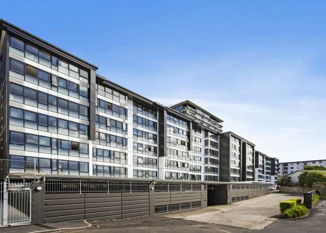 Freehold City Retreat