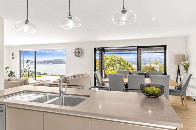 Quality Home. Triple Garage. Ocean Views