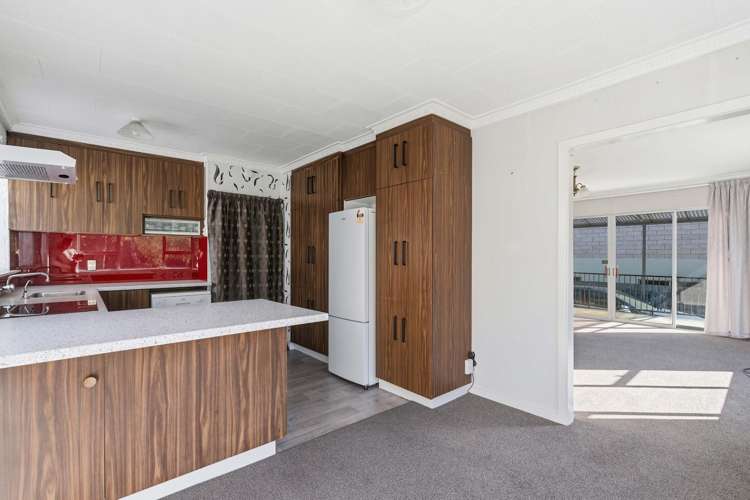 206 Kelvin Street Avenal_6