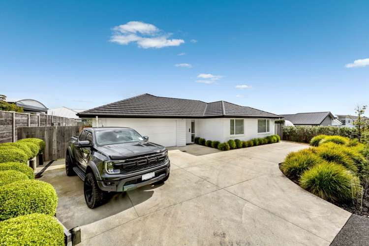 29 George Town Drive Beachlands_1