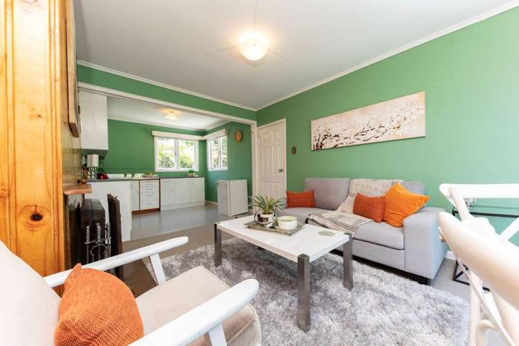 5 Arama Avenue Titirangi_8