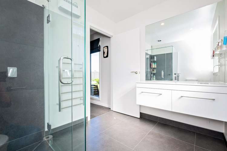 8 Mckay Close Frimley_8