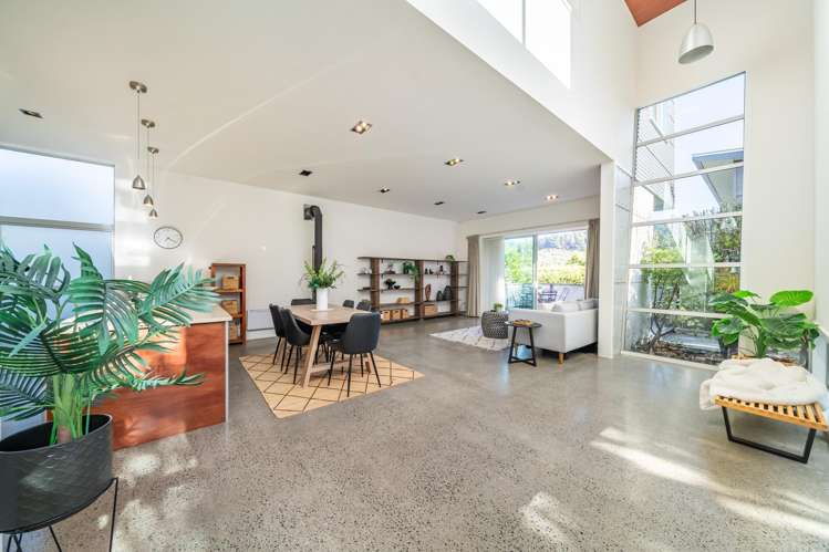 47 Korokoro Road Korokoro_8