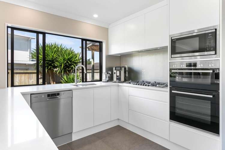 2 Allerton Place Wattle Downs_5