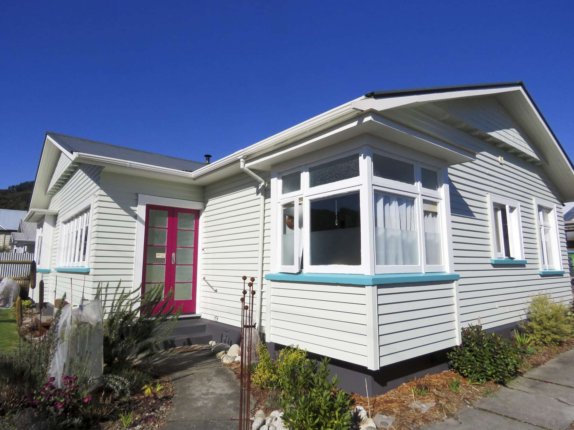 49 Shiel Street Reefton_0