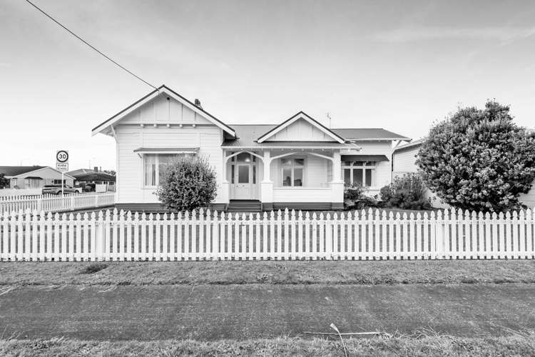 38 Argyle Street Hawera_0