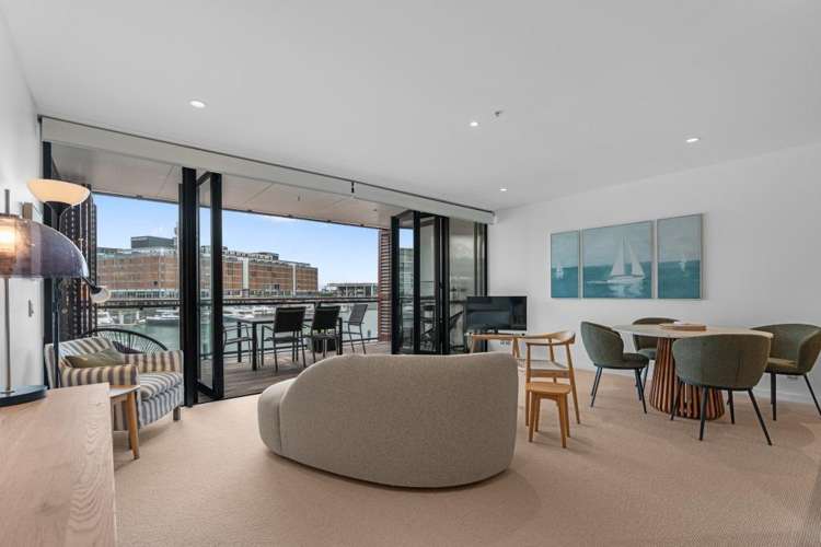 208/121 Customs Street West_0