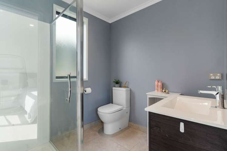 60 Cape Cod Drive Gulf Harbour_13