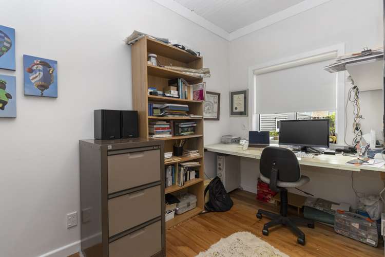 90 Naylor Street Hamilton East_16