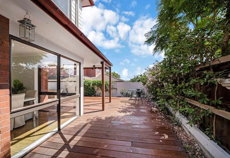 1/4 Crescent Hills Court Northpark_19