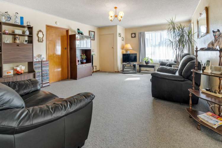 8 Gardiner Grove Mangere East_8