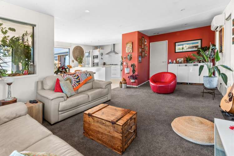 1 Jack Young Place_3