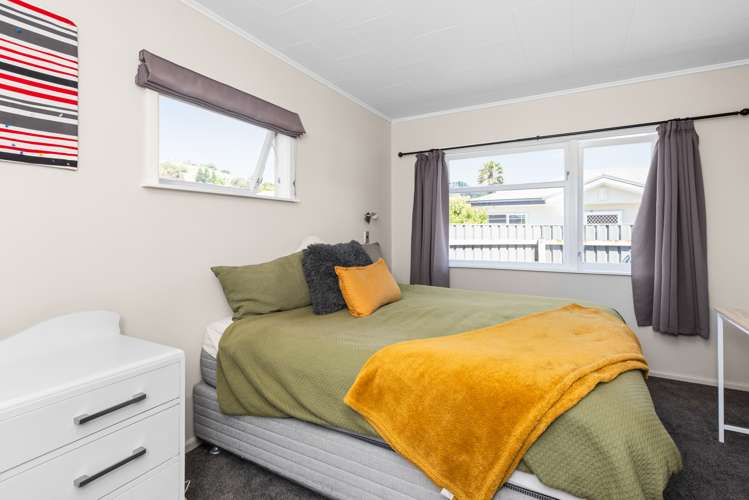 25 Harpham Street Taradale_11