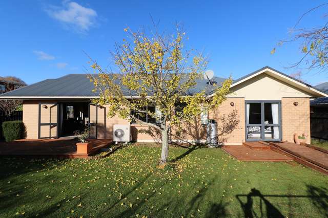 20 Deller Drive Carterton_1