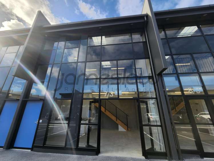 7/3 Pacific Rise Mount Wellington_13