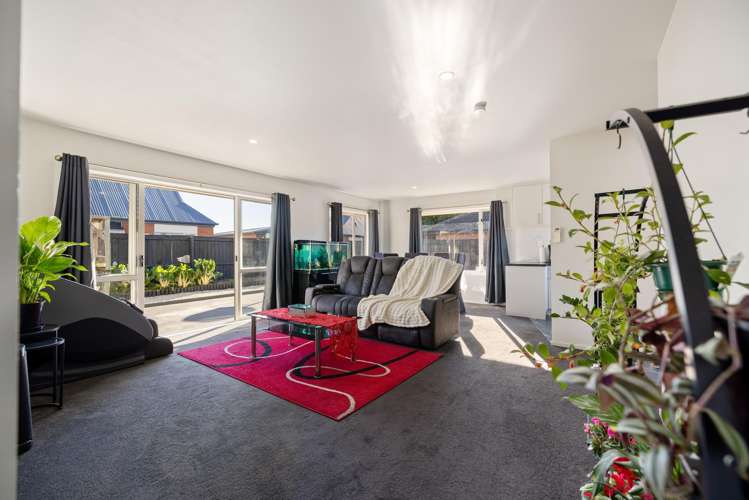 43 Farnborough Street Aranui_2
