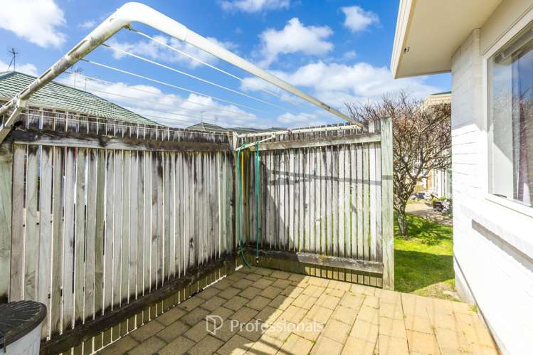 41/17 John Street Trentham_22