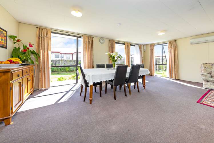 27 Barneys Farm Road Clendon Park_3