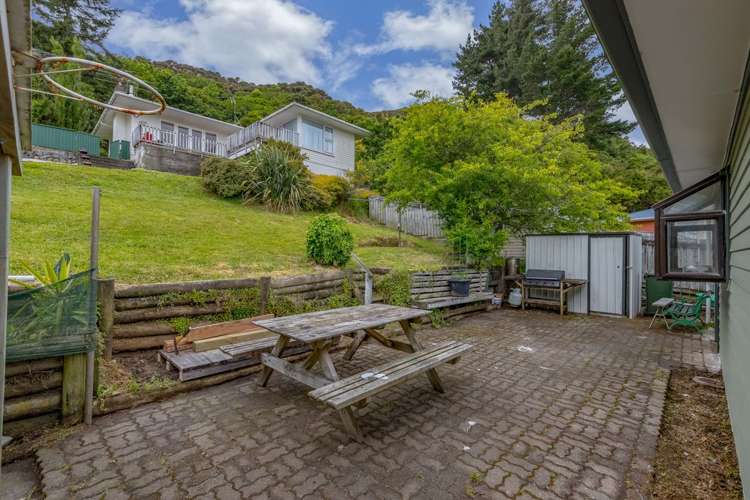 71 Petrie Street Wainuiomata_15