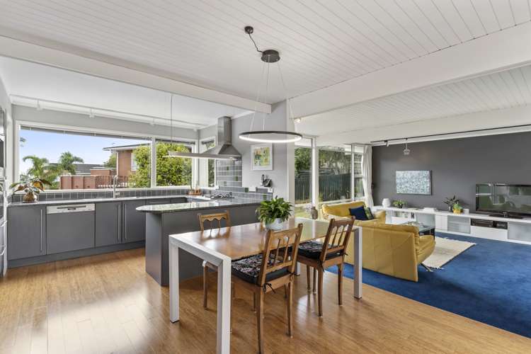 24 Surville Place Mairangi Bay_9