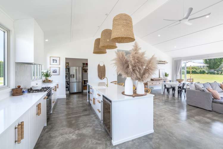 194 Wood Street Woodside_16