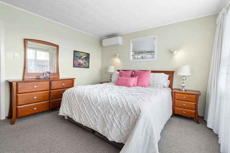 6 Julian Place Westown_10