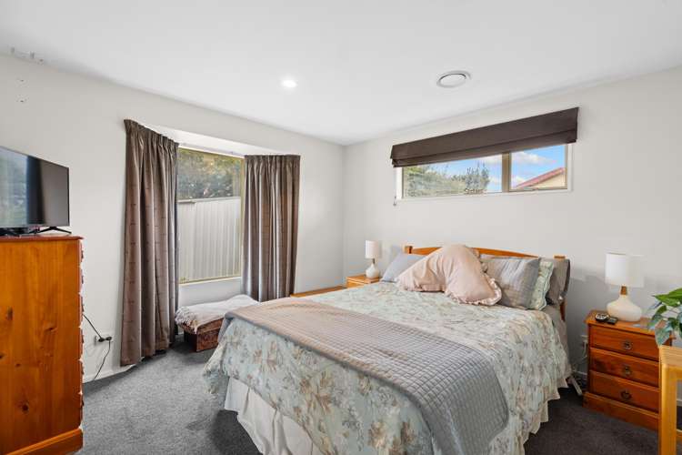 81 Fairway Drive Shirley_7