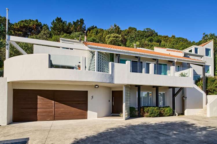 5 Rangiuru Road, Mahina Bay Eastbourne_31